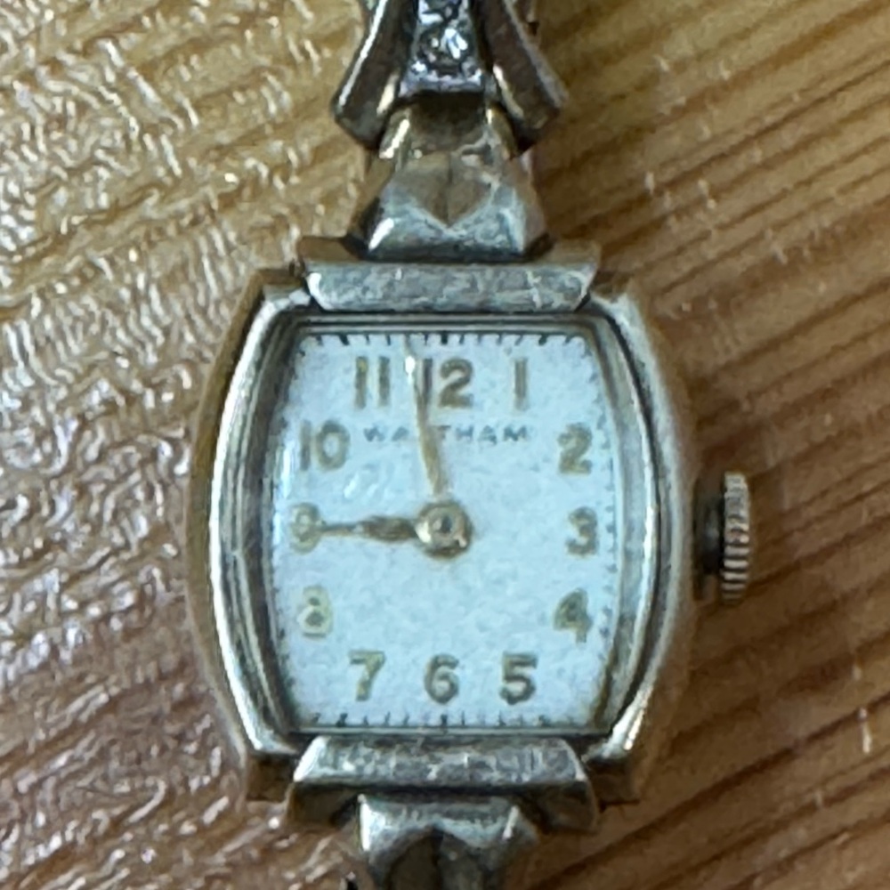 Antique Waltham 10 k gold  filled 17 jewels mechanical made USA Women's work - Picture 8 of 10